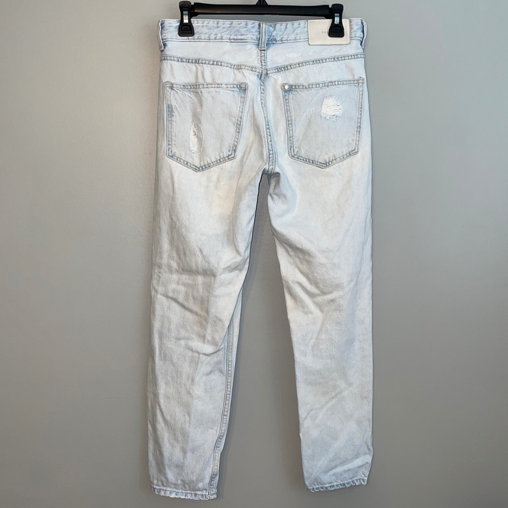 EUC H&M & Denim Distressed Ripped Boyfriend Jeans Light Wash Size 27 - Picture 7 of 8